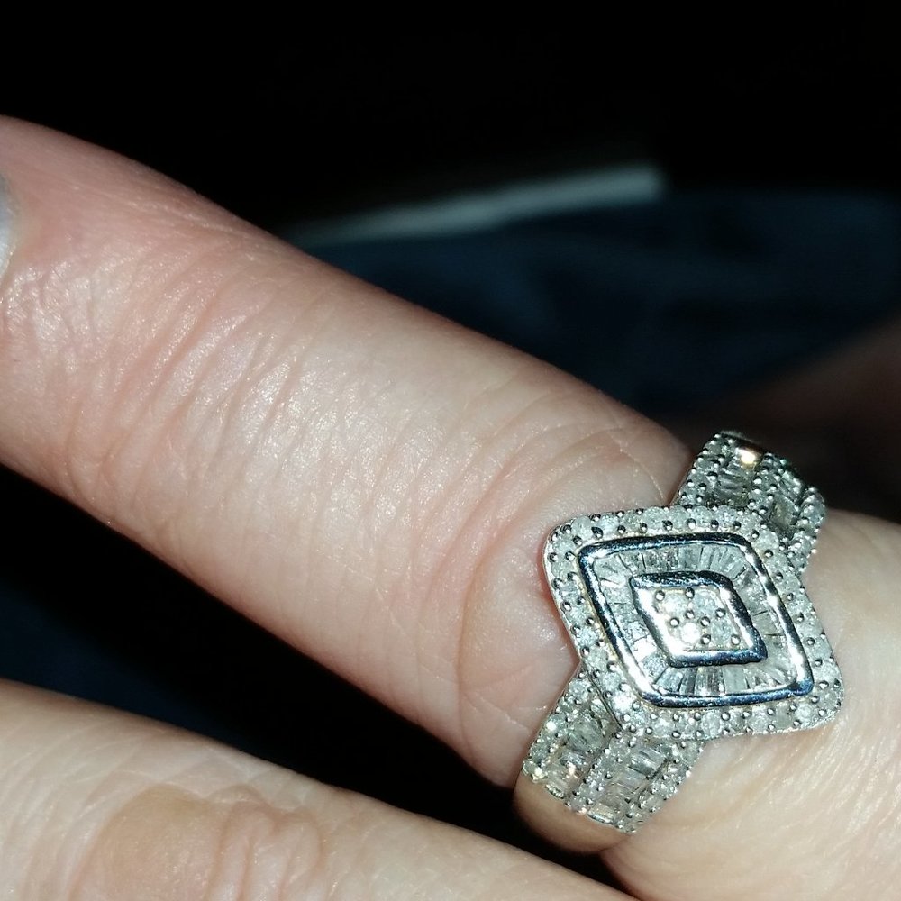 Diamond ring sz 8 platinum over 925 sterling silve
